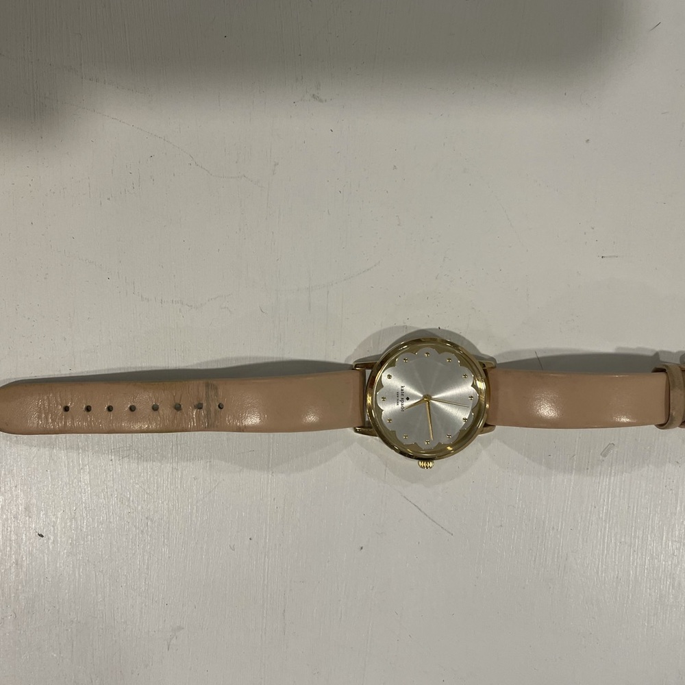 Kate spade scallop gold leather watch